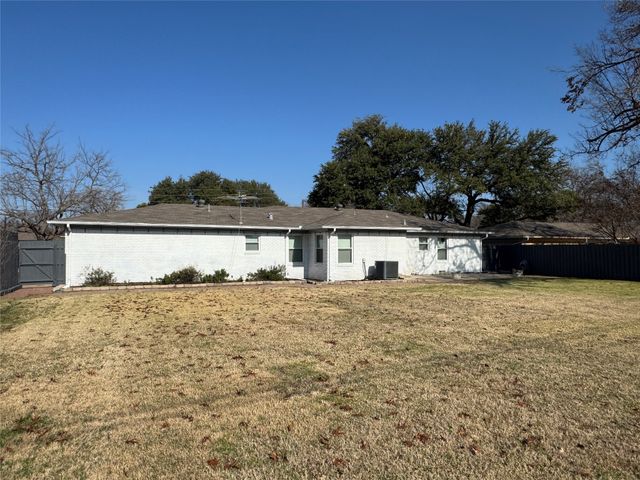 1808 Annette Drive, Irving, TX 75061