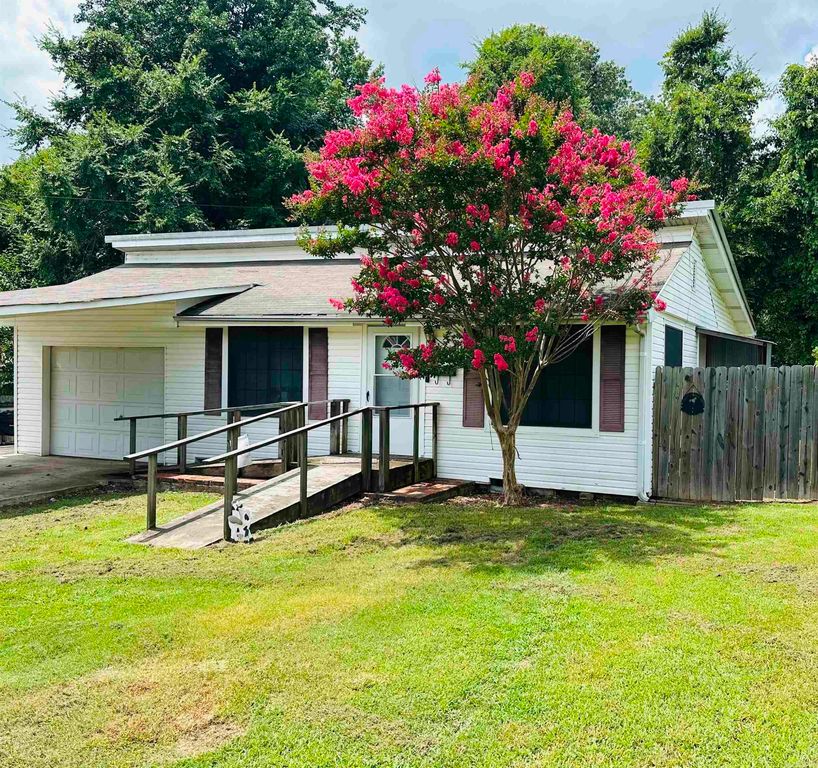 2117 Jones Road, Paragould, AR 72450