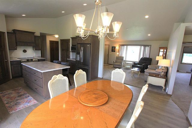 1006 MENDOTA DRIVE, Green Bay, WI 54311