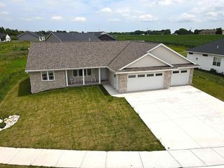 1006 MENDOTA DRIVE, Green Bay, WI 54311
