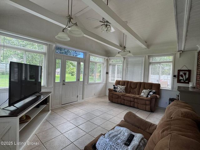 610 Heinsville Rd, Shelbyville, KY 40065