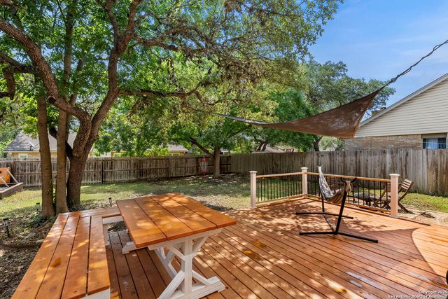 7306 PARK WEST DR, San Antonio, TX 78250