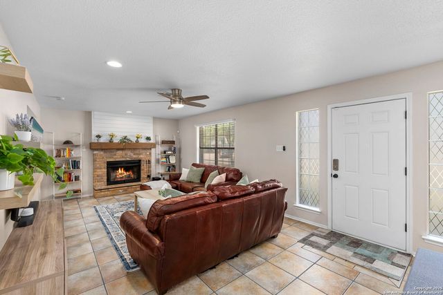 7306 PARK WEST DR, San Antonio, TX 78250