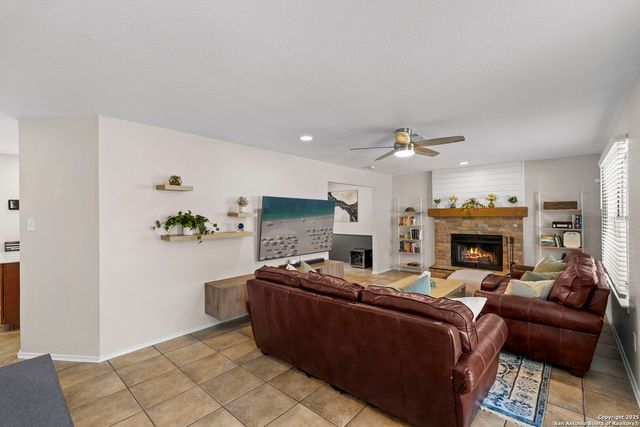 7306 PARK WEST DR, San Antonio, TX 78250