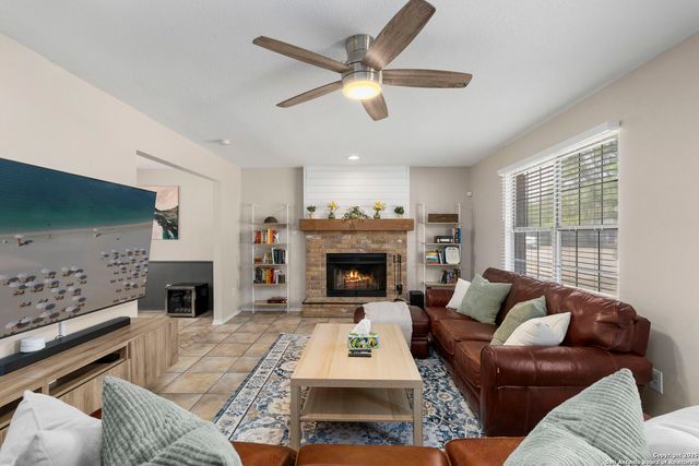 7306 PARK WEST DR, San Antonio, TX 78250