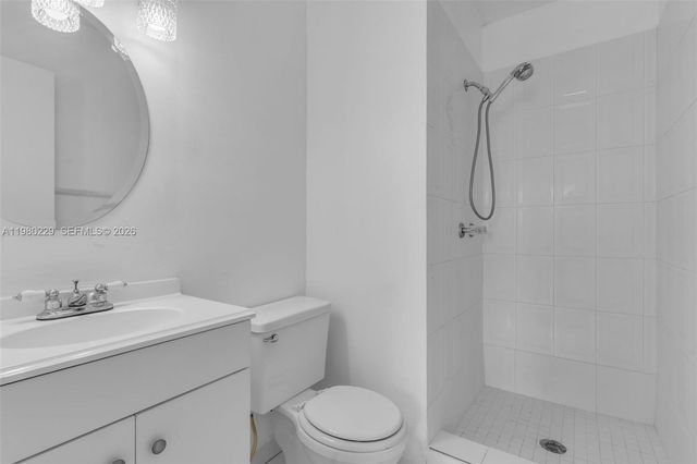 15421 SW 81st Cir Ln 28, Miami, FL 33193