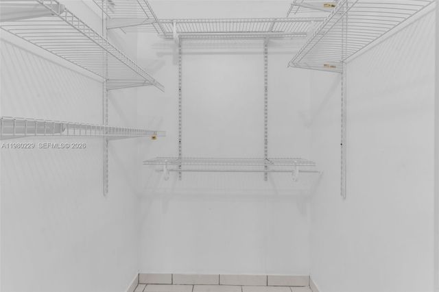 15421 SW 81st Cir Ln 28, Miami, FL 33193