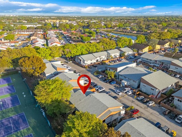 15421 SW 81st Cir Ln 28, Miami, FL 33193