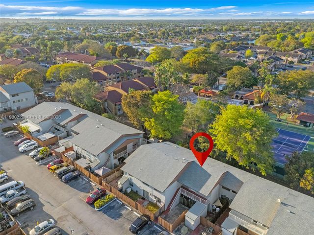 15421 SW 81st Cir Ln 28, Miami, FL 33193