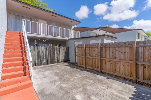 15421 SW 81st Cir Ln 28, Miami, FL 33193