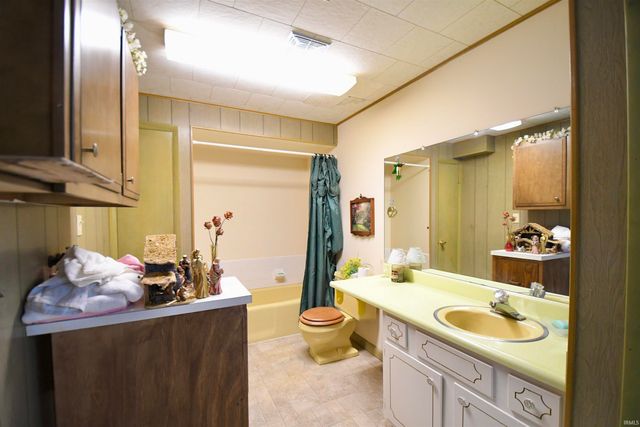 64 Northern Hills Drive, Bedford, IN 47421