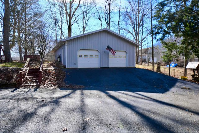 64 Northern Hills Drive, Bedford, IN 47421