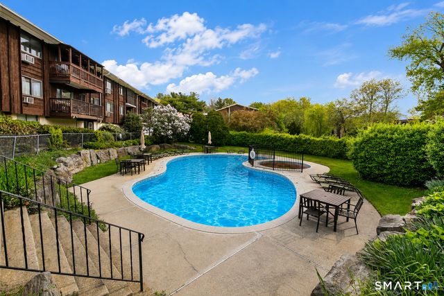 154 Cold Spring Road 62, Stamford, CT 06905