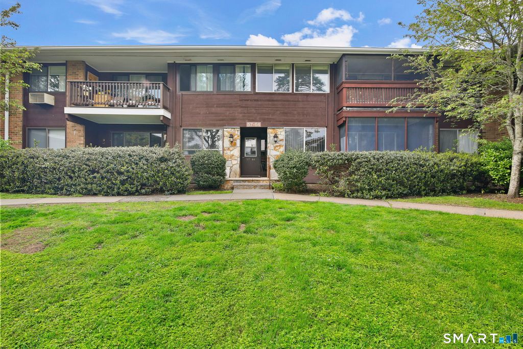 154 Cold Spring Road 62, Stamford, CT 06905