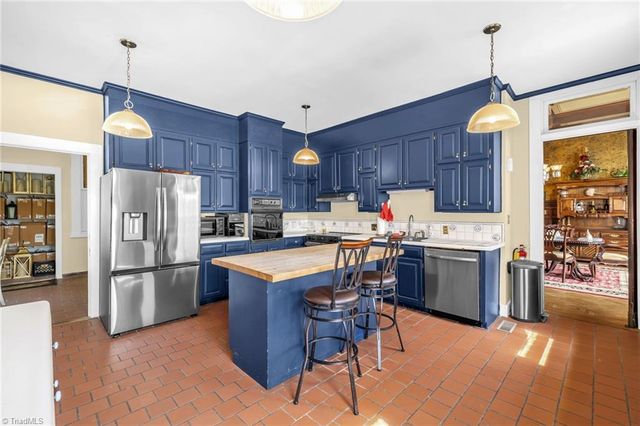 1700 Richardson Drive, Reidsville, NC 27320