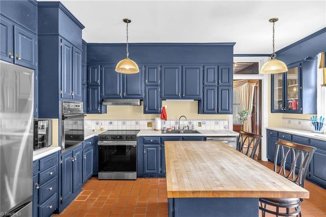 1700 Richardson Drive, Reidsville, NC 27320