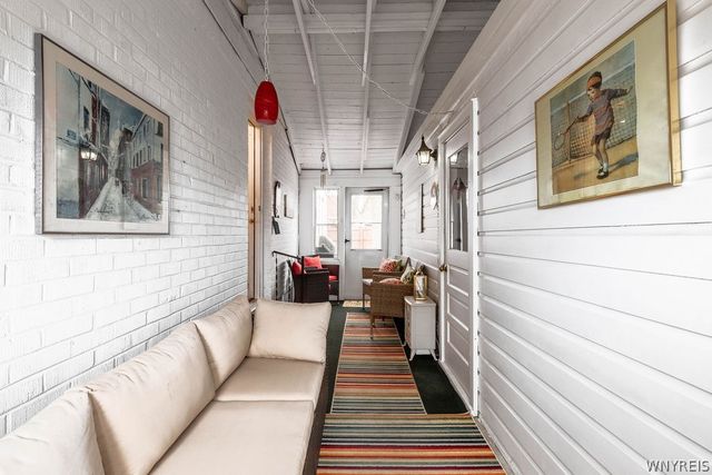 44 Pinevale Court, Cheektowaga, NY 14225