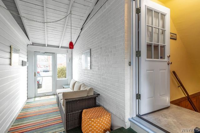 44 Pinevale Court, Cheektowaga, NY 14225