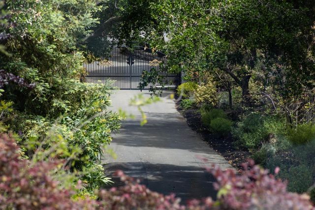 1901 Quail Meadow Road, Los Altos, CA 94024