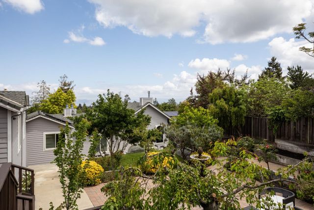 1901 Quail Meadow Road, Los Altos, CA 94024