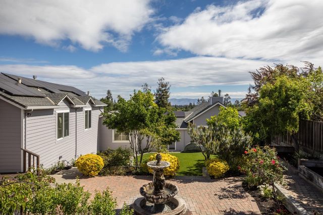 1901 Quail Meadow Road, Los Altos, CA 94024