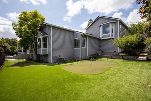 1901 Quail Meadow Road, Los Altos, CA 94024