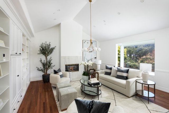1901 Quail Meadow Road, Los Altos, CA 94024