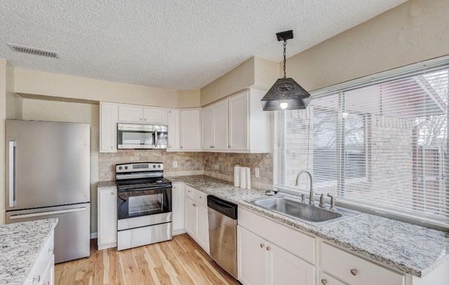 2101 Deerfield Drive, Carrollton, TX 75007