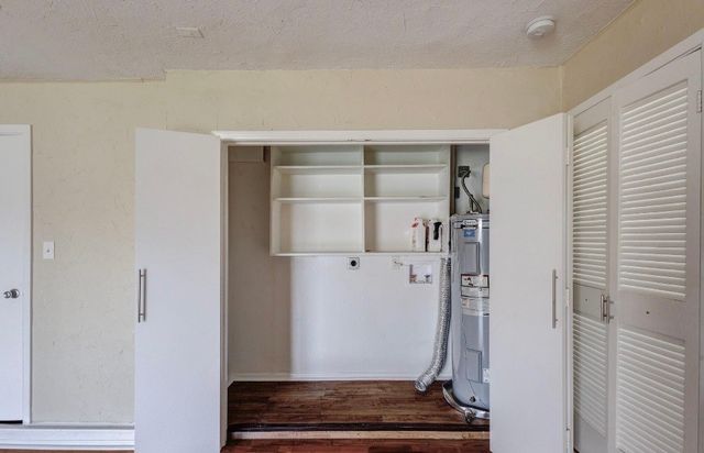 2101 Deerfield Drive, Carrollton, TX 75007