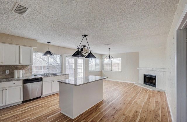 2101 Deerfield Drive, Carrollton, TX 75007