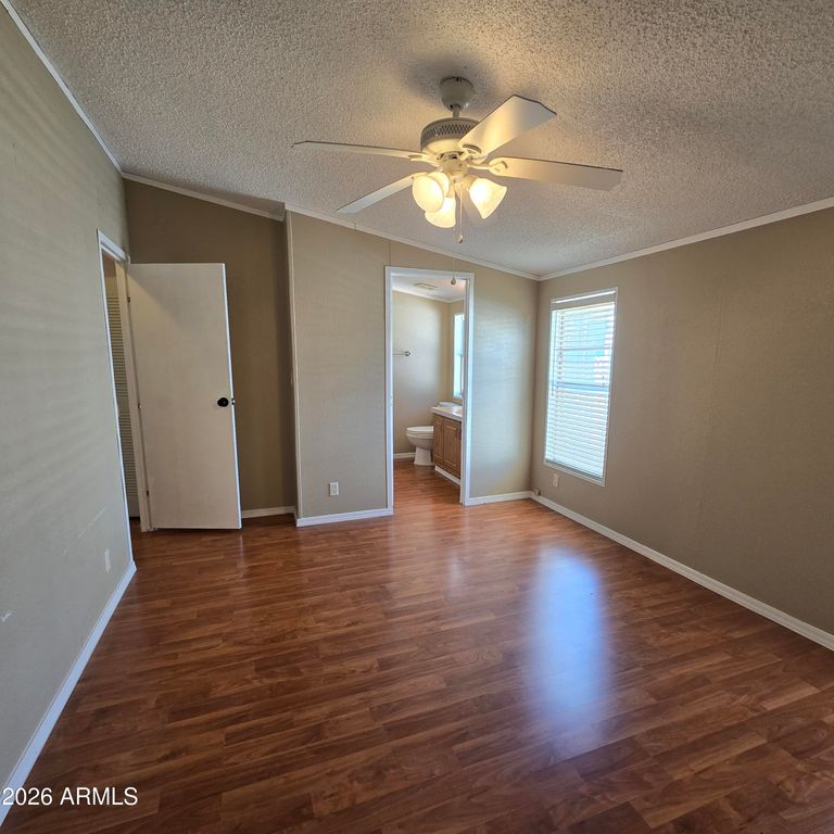 Image 13 of property listing at 205 W BELL Road 131, Phoenix, AZ 85023