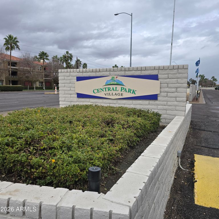 Image 27 of property listing at 205 W BELL Road 131, Phoenix, AZ 85023