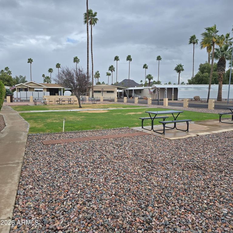 Image 32 of property listing at 205 W BELL Road 131, Phoenix, AZ 85023