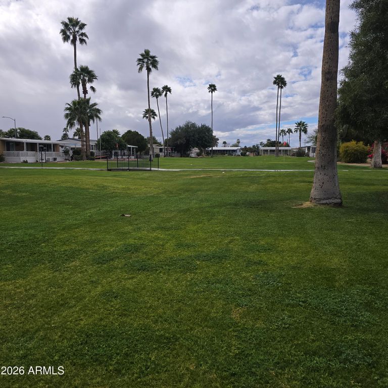 Image 36 of property listing at 205 W BELL Road 131, Phoenix, AZ 85023