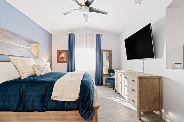 664 E Lily Street, Palm Springs, CA 92262