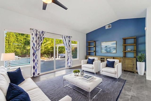 664 E Lily Street, Palm Springs, CA 92262