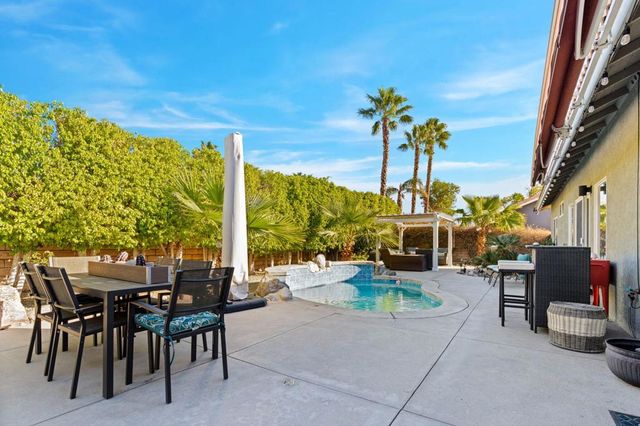 664 E Lily Street, Palm Springs, CA 92262