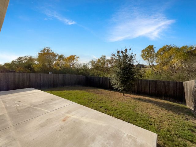 363 Eagle Brook LN, Buda, TX 78610
