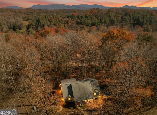 122 D J Lane, Ellijay, GA 30540