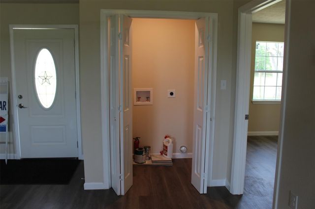 2547 Bob Mathews Street, Bedias, TX 77831