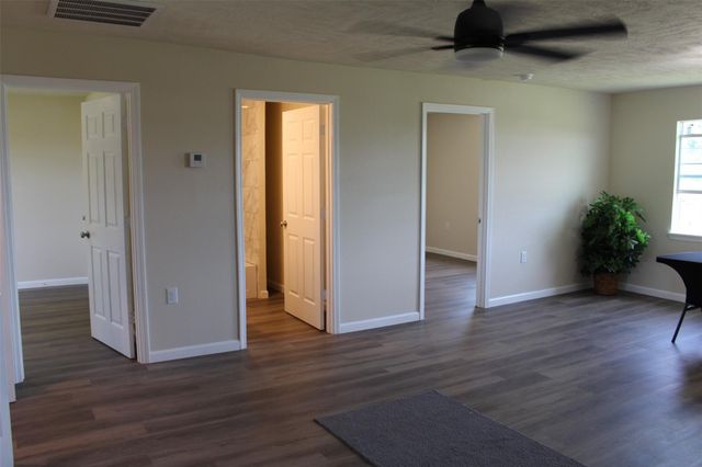 2547 Bob Mathews Street, Bedias, TX 77831