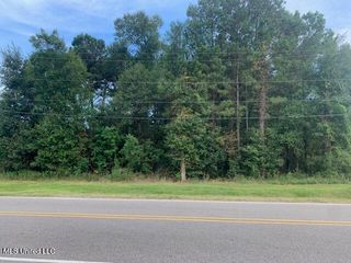Gwen Avenue, Waveland, MS 39576