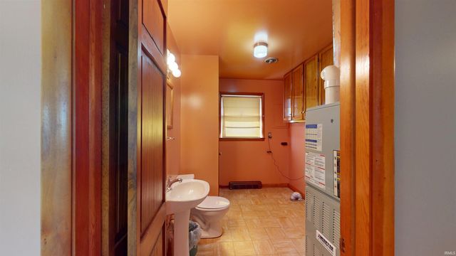 205 S US Highway 41, Fort Branch, IN 47648