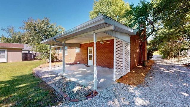 205 S US Highway 41, Fort Branch, IN 47648