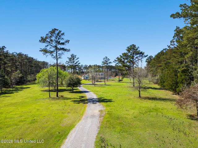 173 Anderson Station Road, Flora, MS 39071