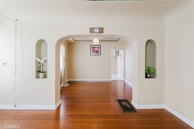 826 E Lomita Avenue, Glendale, CA 91205