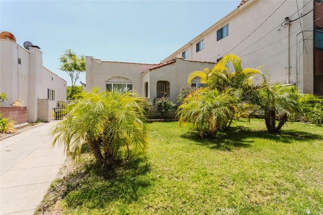 826 E Lomita Avenue, Glendale, CA 91205