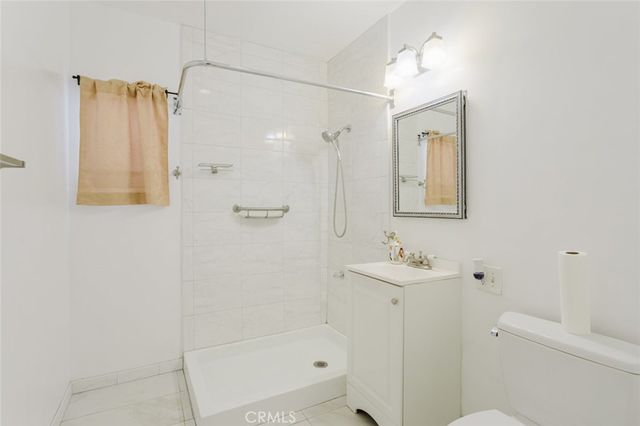 826 E Lomita Avenue, Glendale, CA 91205
