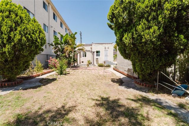 826 E Lomita Avenue, Glendale, CA 91205