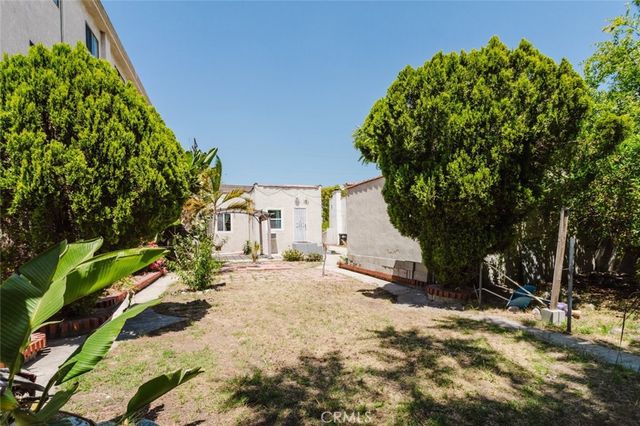 826 E Lomita Avenue, Glendale, CA 91205